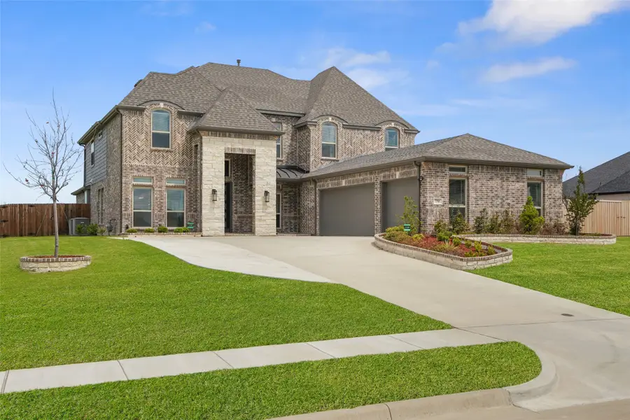 751 Emerald Valley Drive, Ovilla, TX 75154 - #2