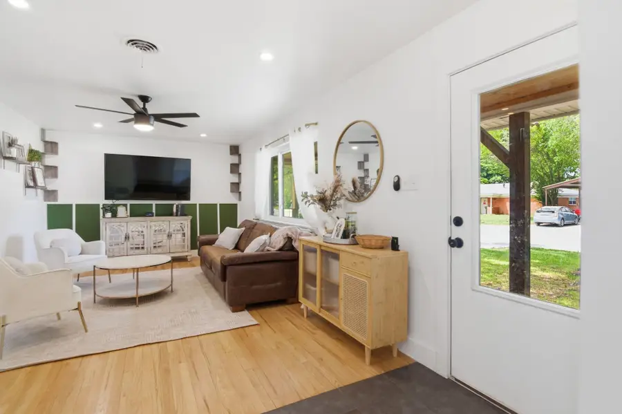 7624 Oxley Drive, Richland Hills, TX 76118 - #3