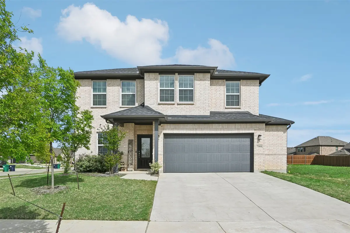 7501 Agarita Avenue, Argyle, TX 76226 - #1