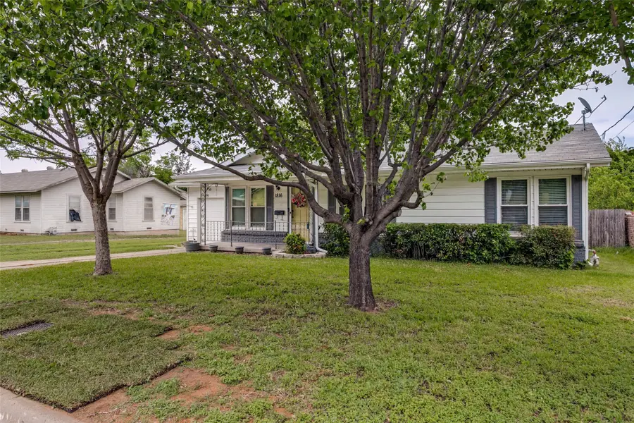 1816 Eden Avenue, Haltom City, TX 76117 - #3