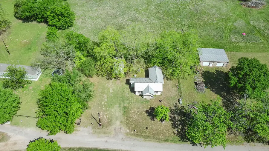 400 W Front Street, Trinidad, TX 75163 - #2