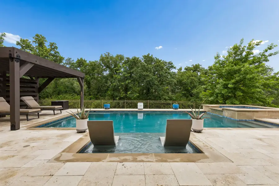 9121 Pecan Woods Trail, Lantana, TX 76226 - #2