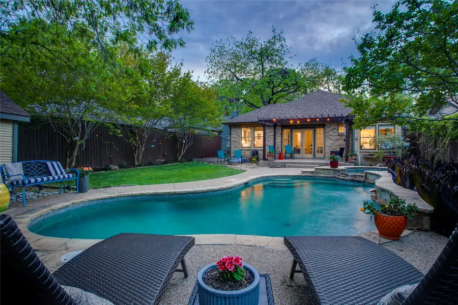 1126 N Windomere Avenue, Dallas, TX 75208 - #2