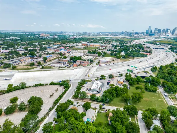 806 E 12th Street, Dallas, TX 75203