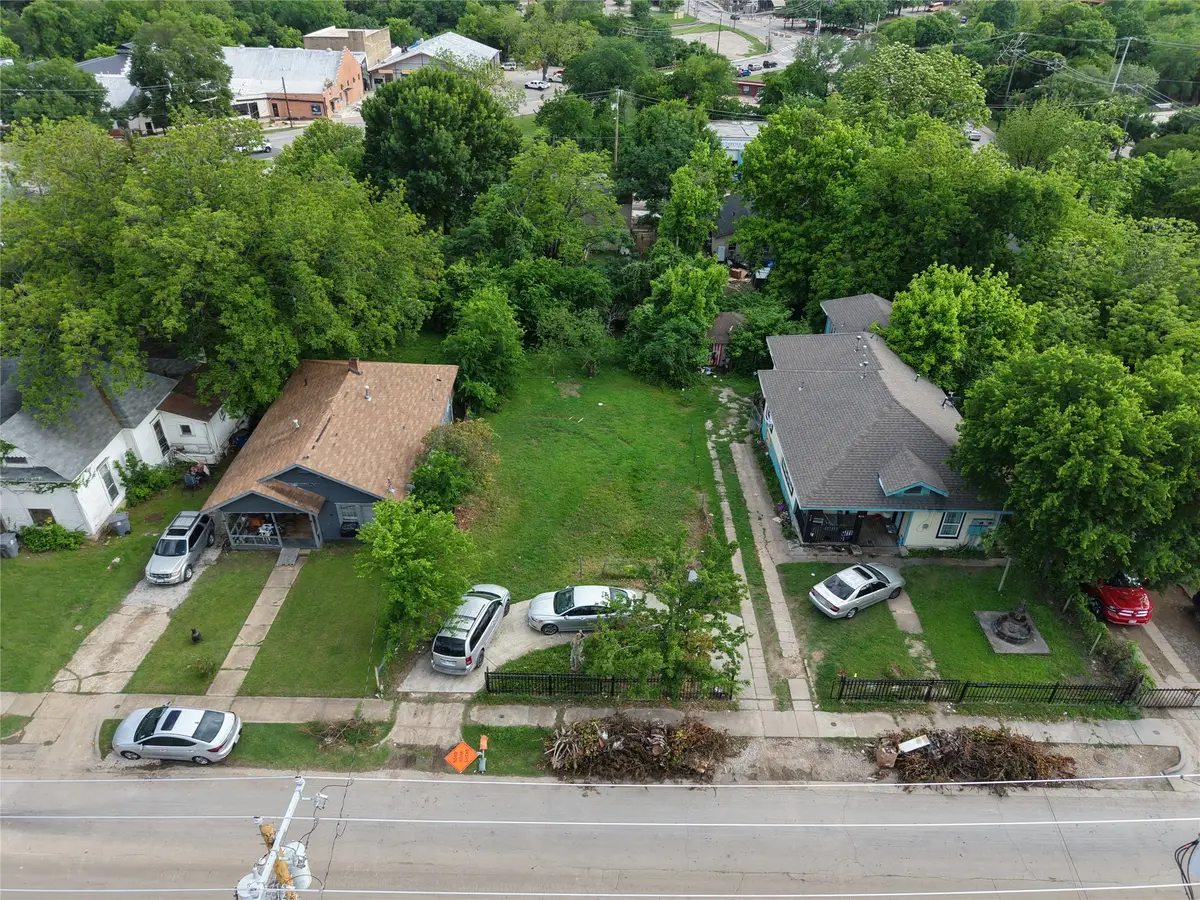 814 E 12th Street, Dallas, TX 75203 - #1