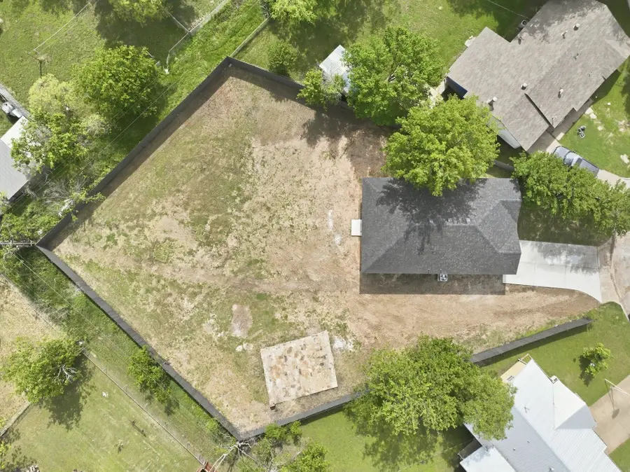 1613 SE Park Road, Mineral Wells, TX 76067 - #3