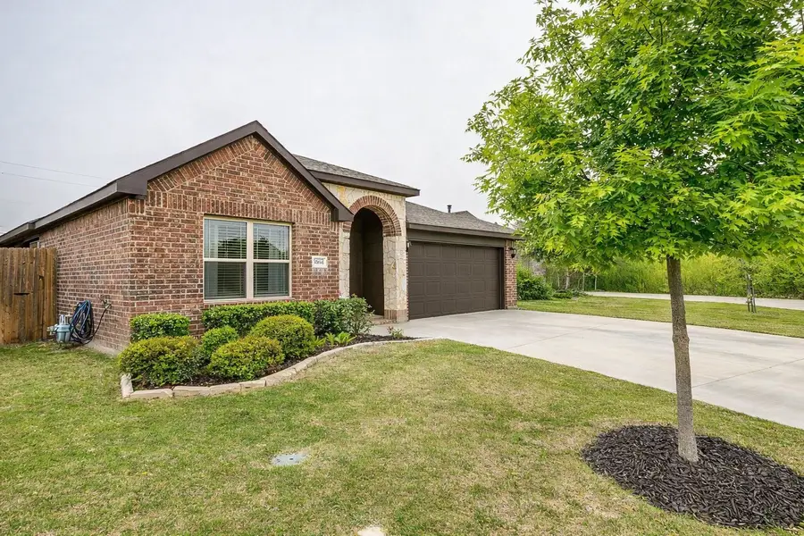 1004 Fairfax Drive, Godley, TX 76044 - #3