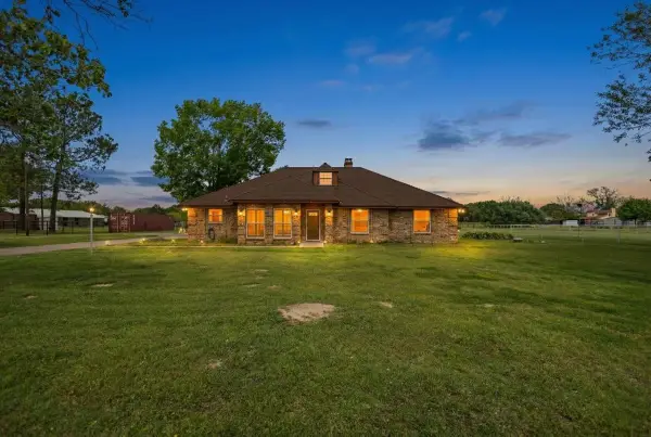 130 Beasley, Combine, TX 75159