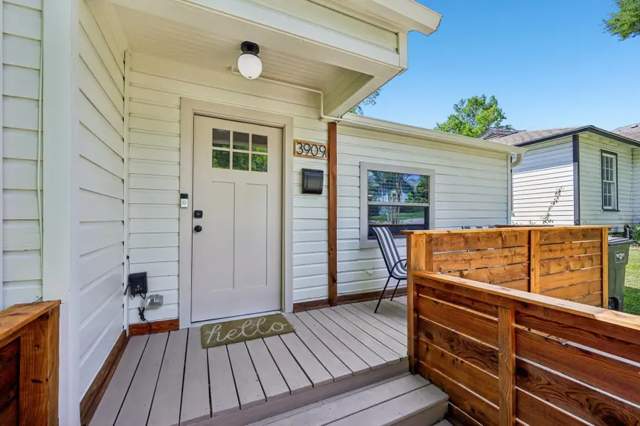 3909 Lafayette Avenue, Fort Worth, TX 76107 - #2