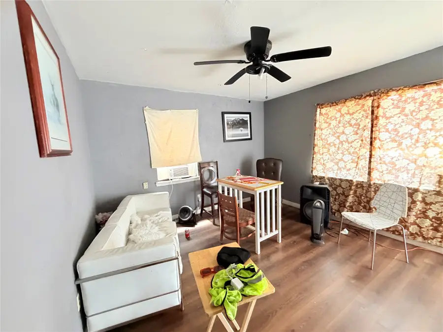 2435 E Pentagon Parkway, Dallas, TX 75241 - #3