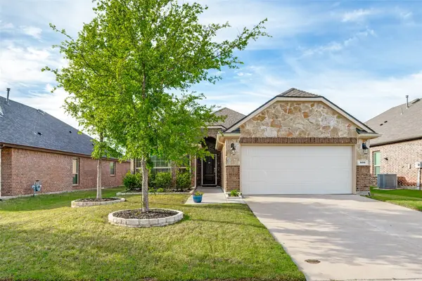 806 Brittany Drive, Anna, TX 75409