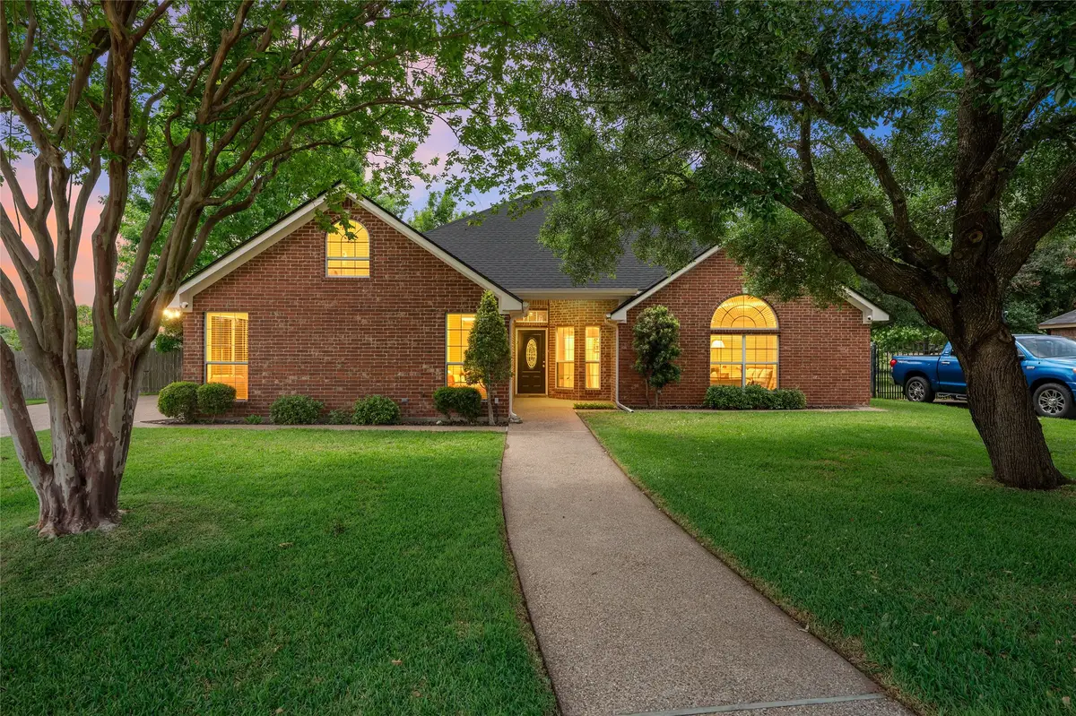 940 Cheyenne Trail, Hewitt, TX 76643 - #1