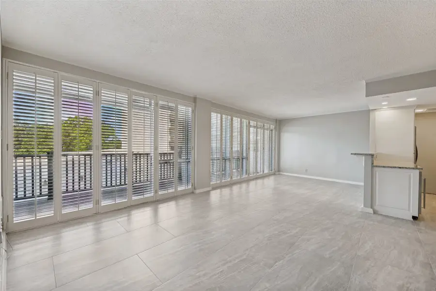 6211 W Northwest Highway #300, Dallas, TX 75225 - #2