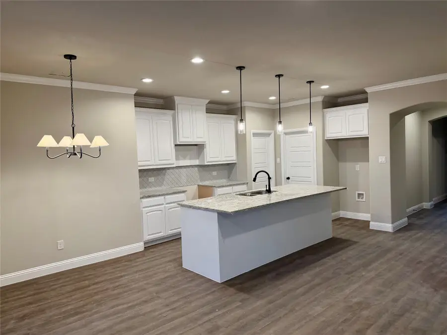 1045 Nighthawk Trail, Alvarado, TX 76009 - #2