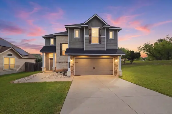 10701 Kestrel Court, Waco, TX 76708