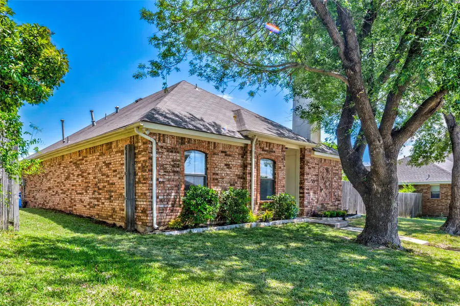 4306 Harvest Hill Road, Carrollton, TX 75010 - #3