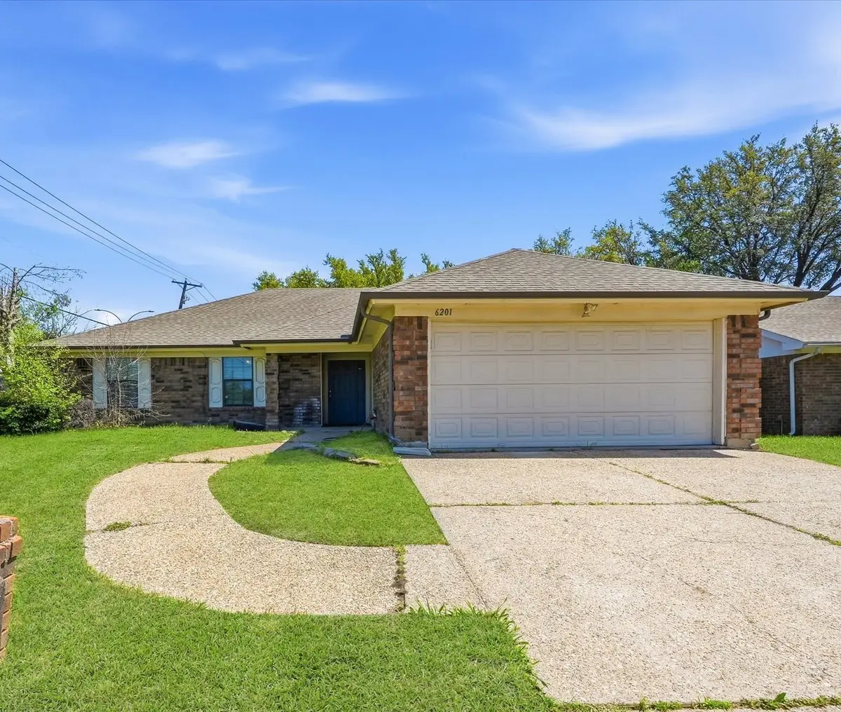 6201 Minuteman Lane, Arlington, TX 76002 - #1