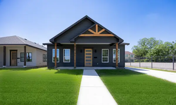 816 Glen Garden, Fort Worth, TX 76104