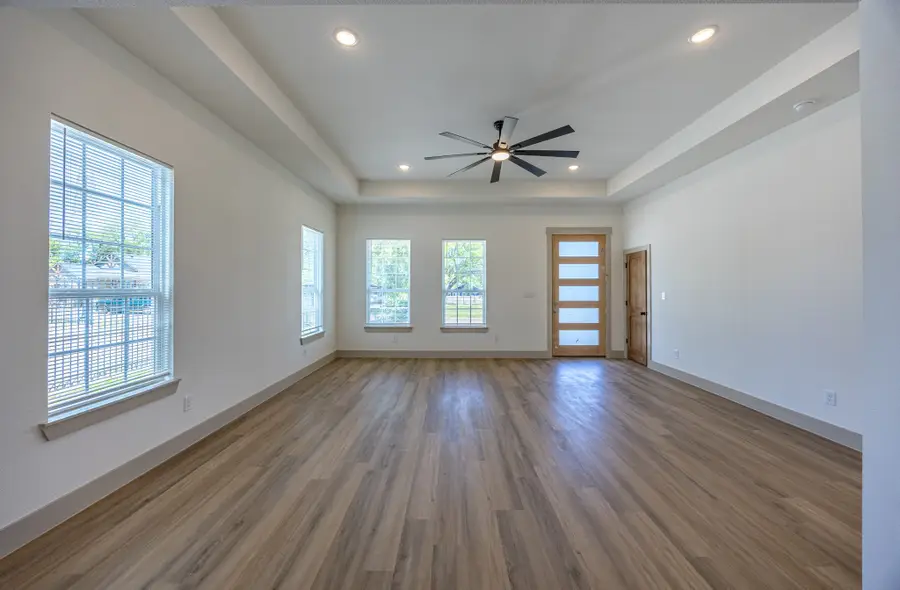 816 Glen Garden, Fort Worth, TX 76104 - #3