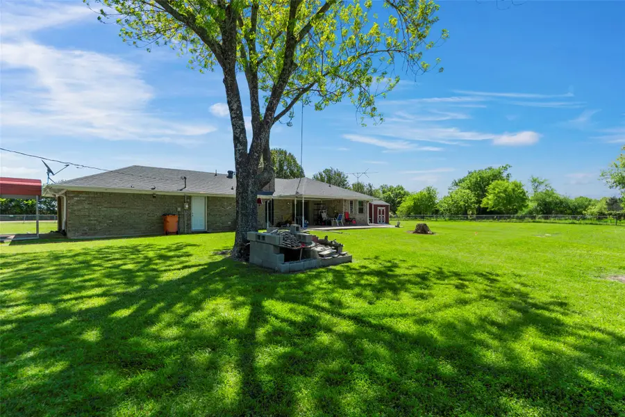 4076 County Road 1088, Celeste, TX 75423 - #3