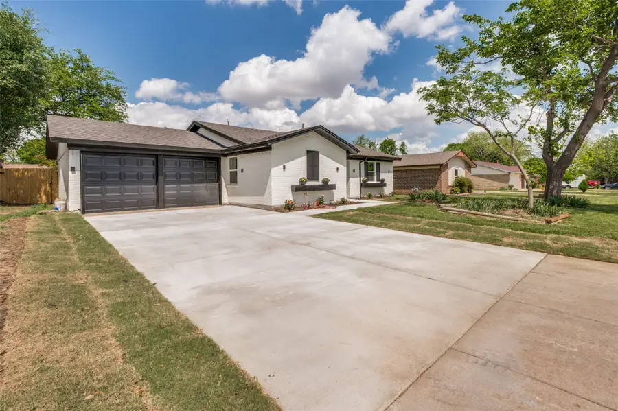 1409 Southmoor Drive, Arlington, TX 76010 - #2