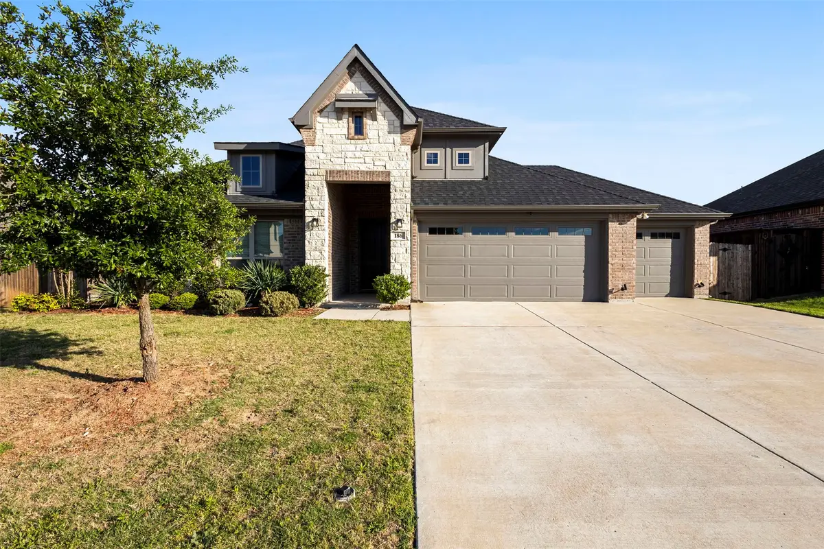 186 Western Way, Waxahachie, TX 75165 - #1