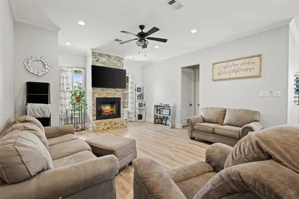1307 Carnoustie Drive, Ennis, TX 75119