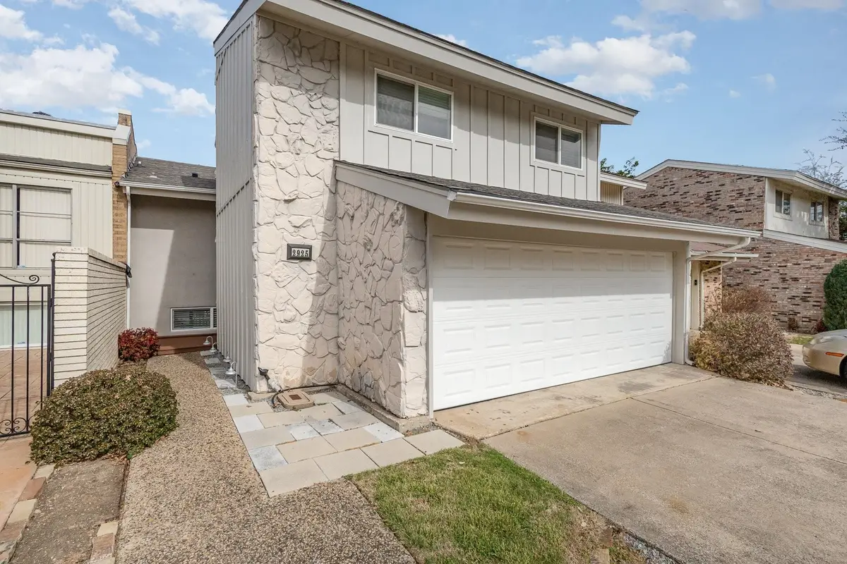 2925 Country Place Circle, Carrollton, TX 75006 - #1
