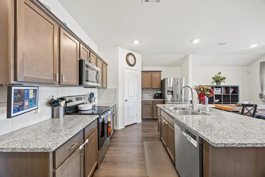 1942 Duskwood Drive, Lancaster, TX 75146 - #3