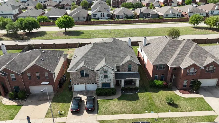 421 Roundrock Lane, Fort Worth, TX 76140 - #2