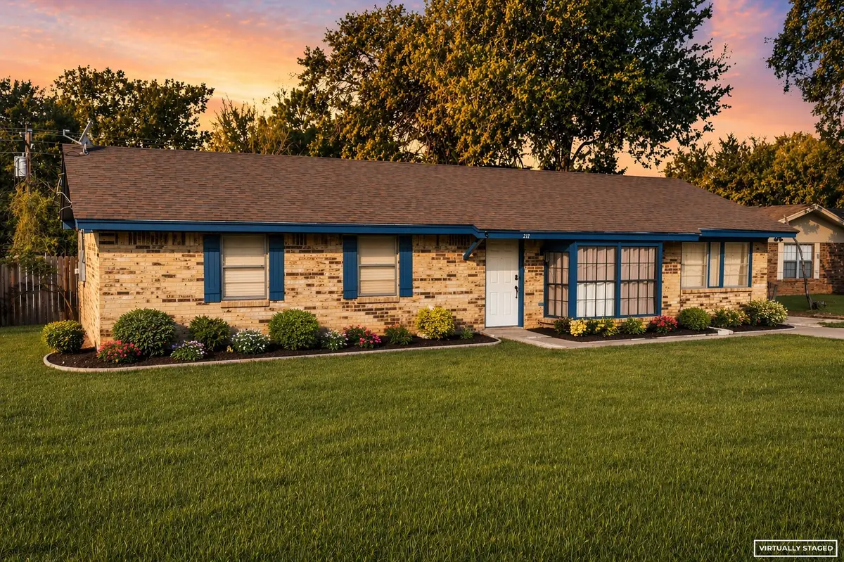212 Mountain View Drive, Azle, TX 76020 - #1