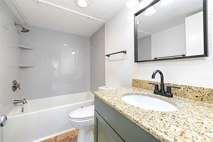 5808 Sandhurst Lane #B, Dallas, TX 75206 - #3