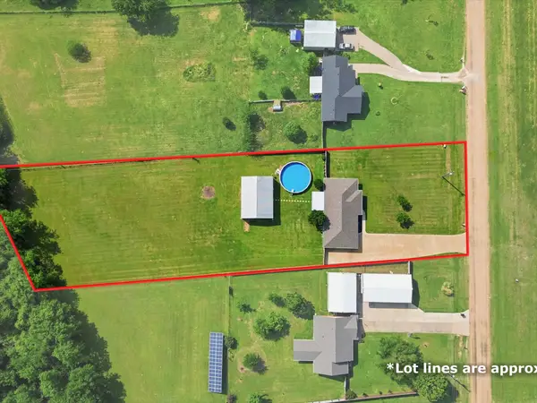 636 E Eubank Street, Mabank, TX 75147