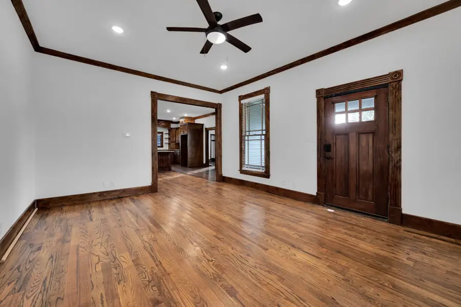 412 Royal Street, Waxahachie, TX 75165 - #2