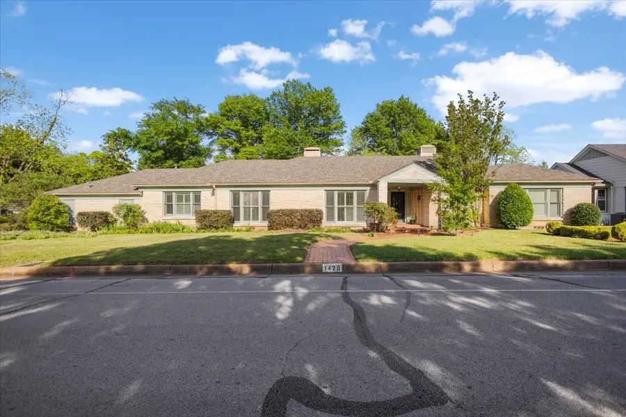 1420 S Donnybrook Avenue, Tyler, TX 75701 - #2
