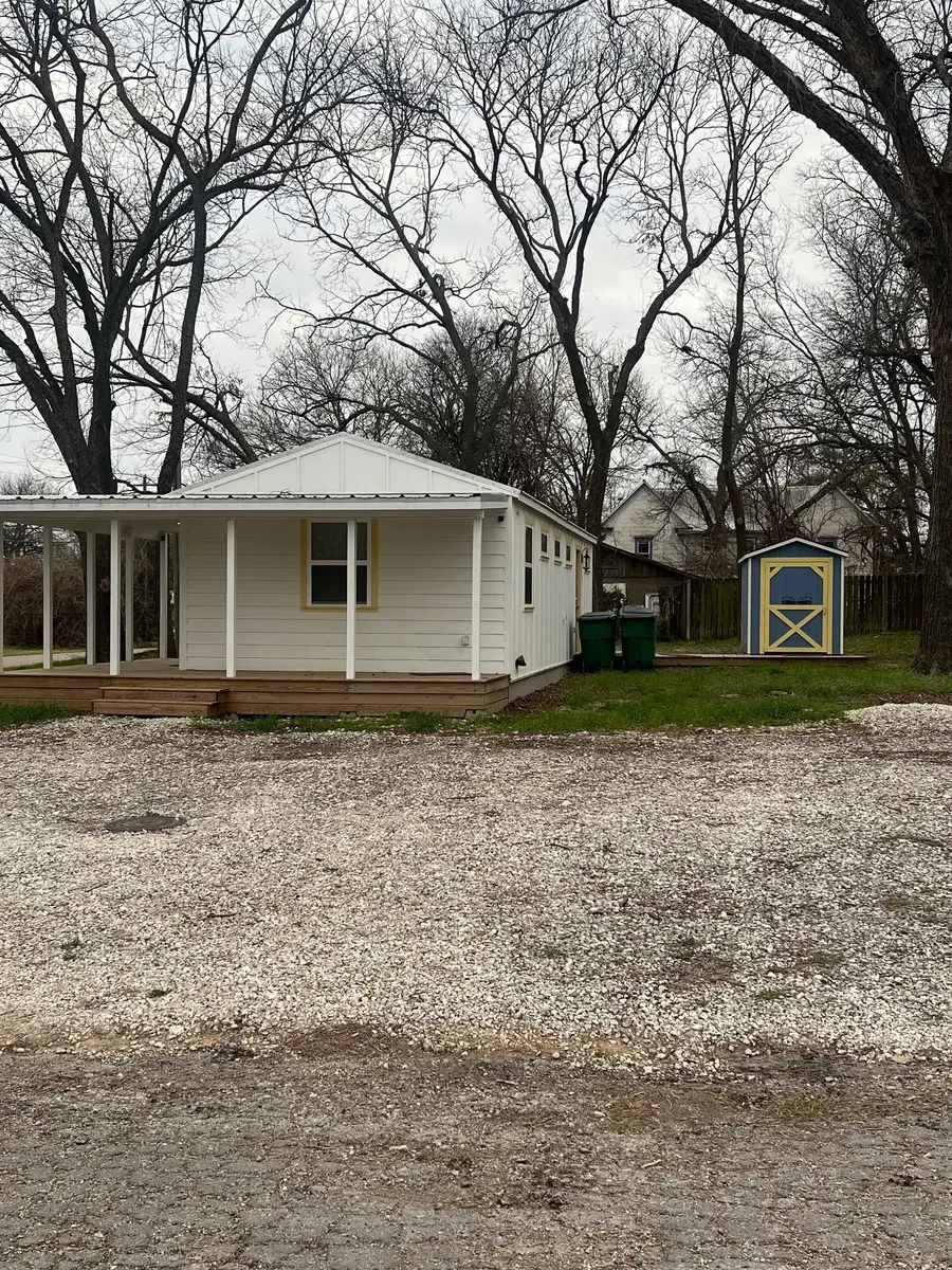 414 N N Avenue F, Clifton, TX 76634 - #2