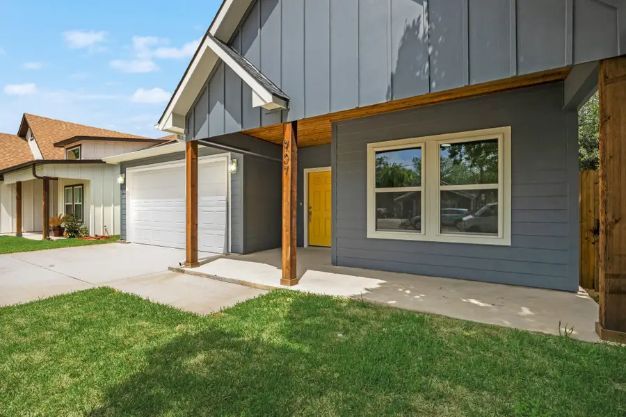 907 Elwood, Southwest Dallas, TX 75061 - #3
