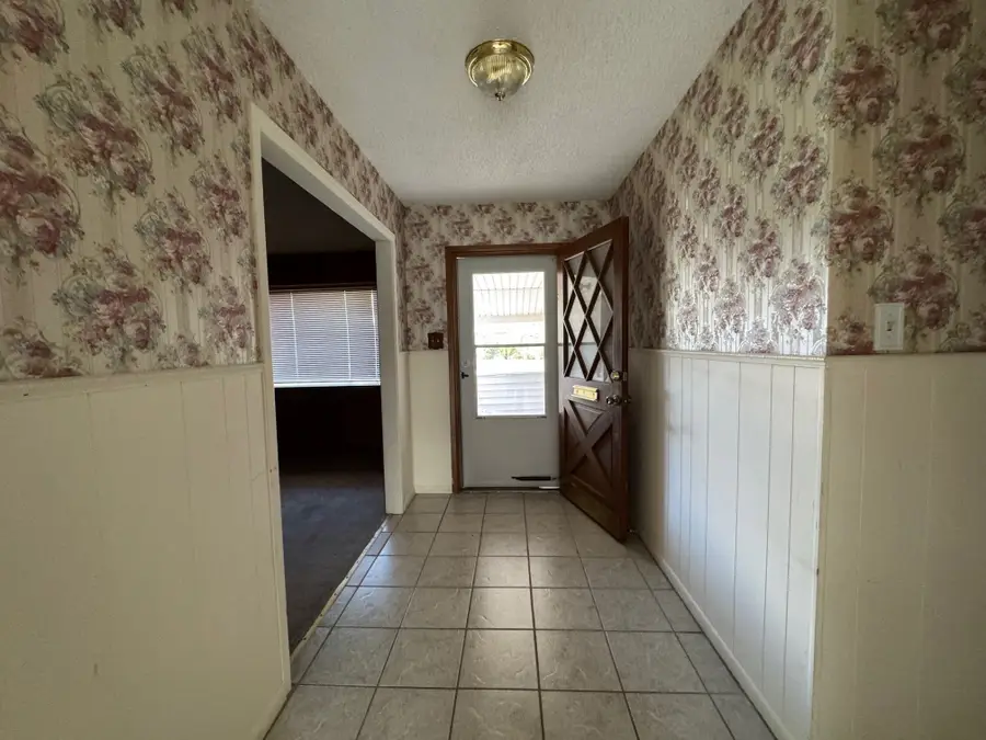 2317 Gilmer Avenue, Abilene, TX 79606 - #2
