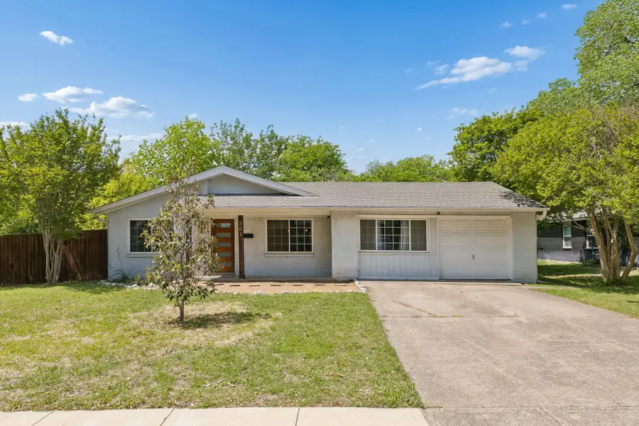 301 N Cottonwood Drive, Richardson, TX 75080 - #2
