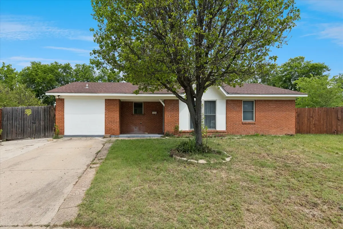 4806 Jaycrest Court, Fort Worth, TX 76135 - #1