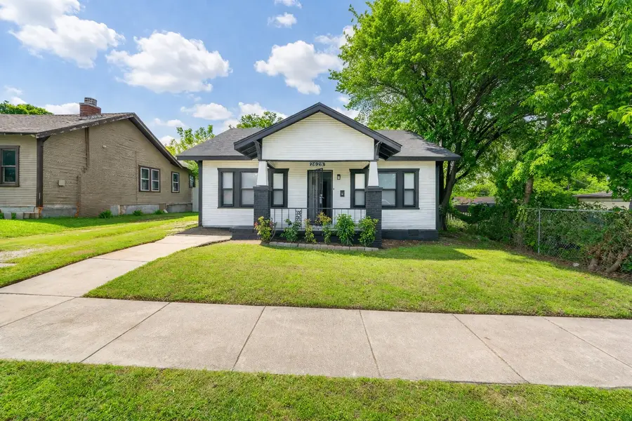 2628 Avenue G, Fort Worth, TX 76105 - #3