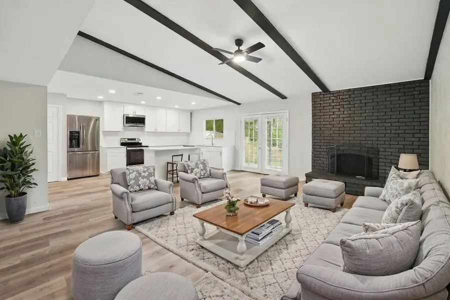 2221 Pennington Drive, Arlington, TX 76014 - #2