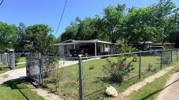 4500 Reed Street, Fort Worth, TX 76119