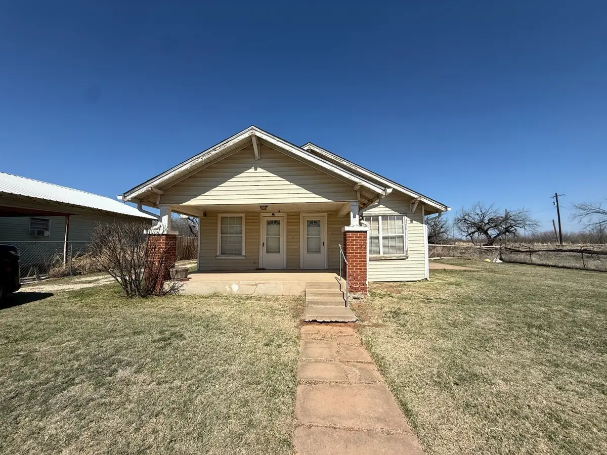 618 12th, Anson, TX 79501 - #1