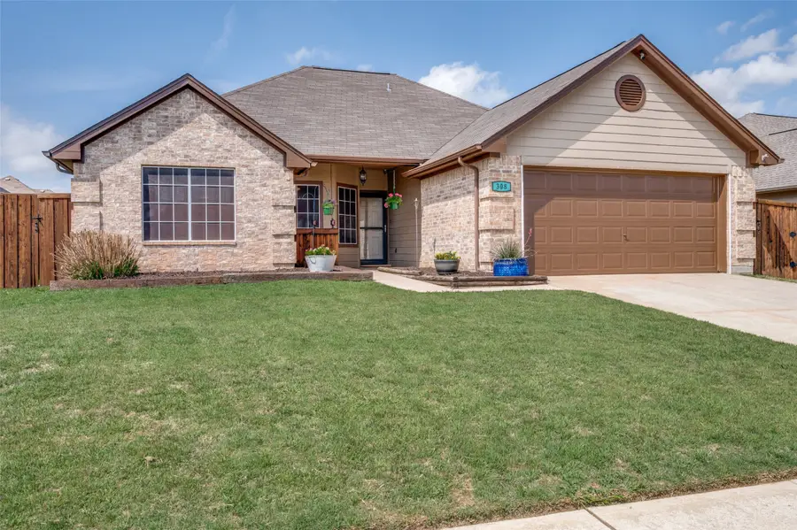 308 Glenview Drive, Aubrey, TX 76227 - #3