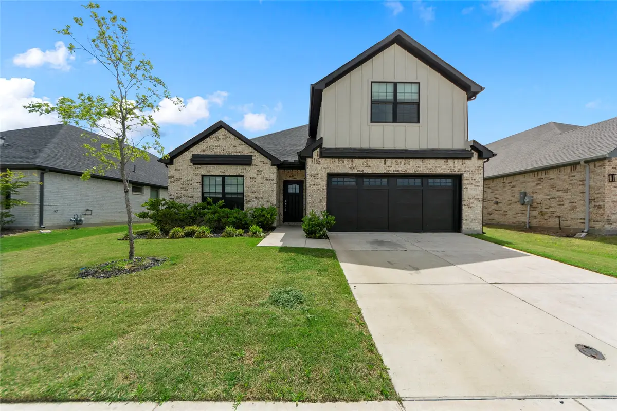 498 Oak Creek Drive, Lavon, TX 75166 - #1