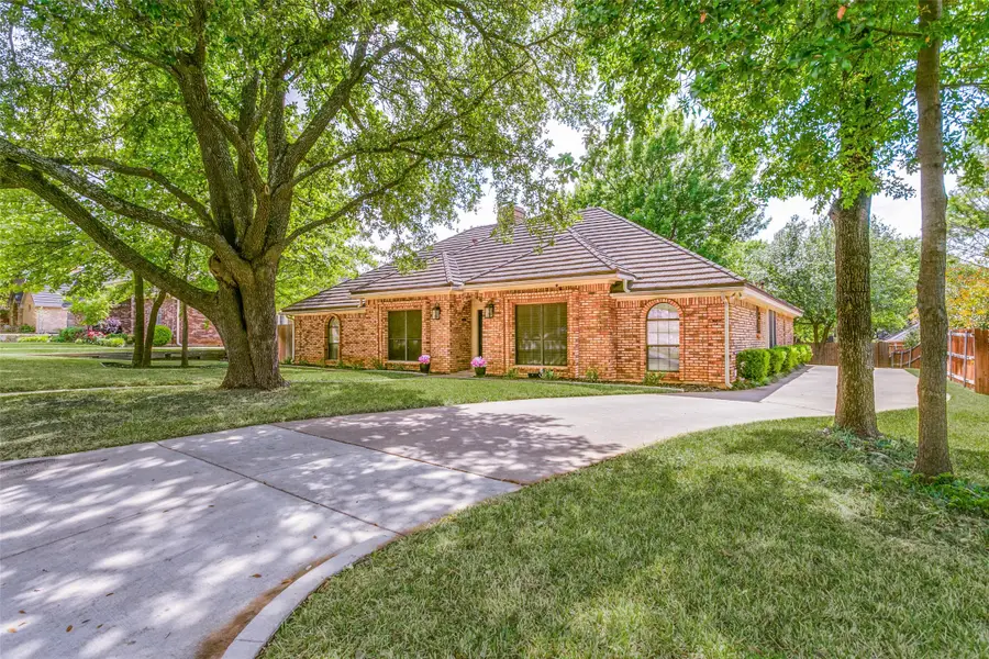3914 Ambleside Drive, Colleyville, TX 76034 - #2