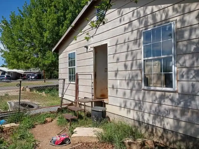 1220 Maple Street, Graham, TX 76450 - #3