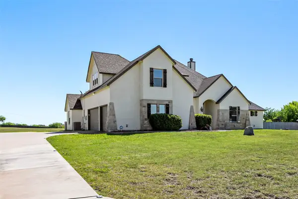 182 N Star Crossing Lane, Weatherford, TX 76088