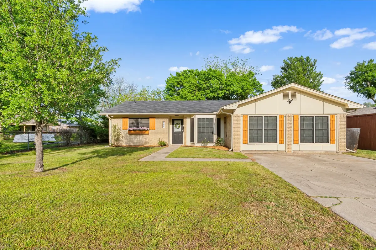 904 Kent Drive, Gainesville, TX 76240 - #1